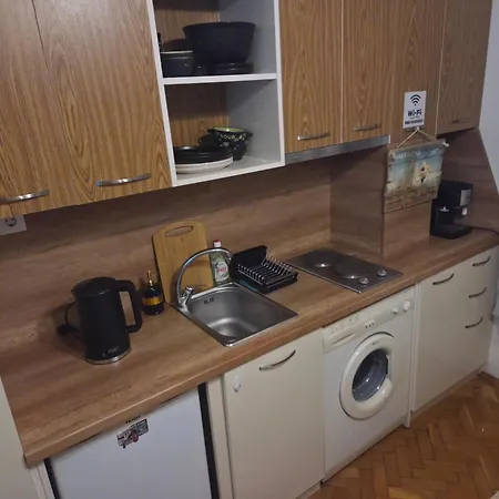 아파트 Three Vintage By Ndk And Vitosha Blvd With Free Parking 소피아