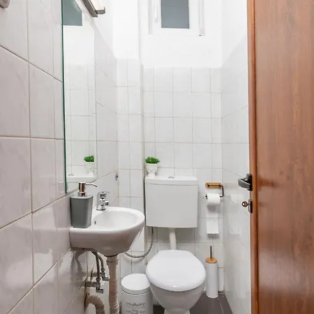 Three Vintage By Ndk And Vitosha Blvd With Free Parking Apartmán *